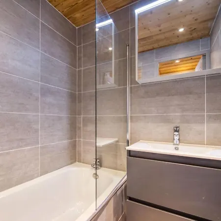 Appartement Valeriane - La Valeriane 103 - Tres Beau 2 Pieces Avec Vue Degagee Sur La Vallee Mae-6304